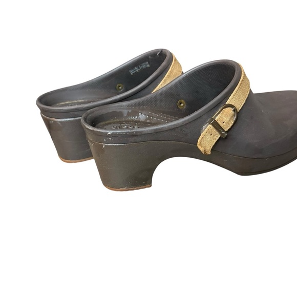 CROCS | Women's Sarah Dark Brown Mules Clogs with Tan Strap | Sz 10 - Picture 2 of 10